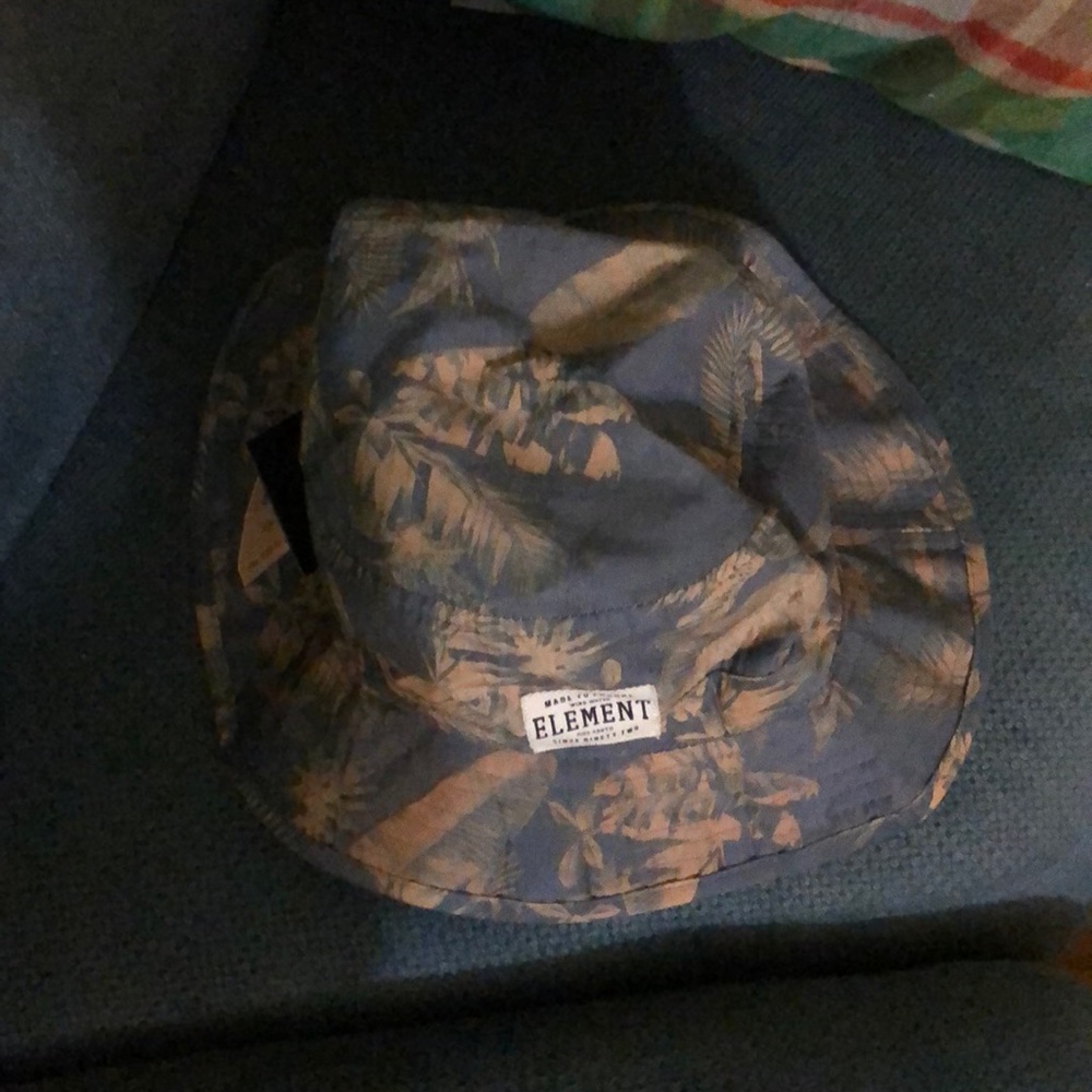 Element bucket hat